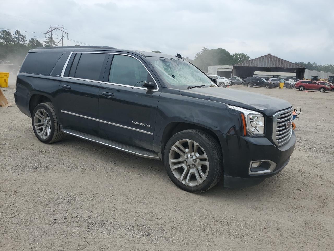 1GKS1GKC7HR340179 2017 GMC Yukon Xl C1500 Slt