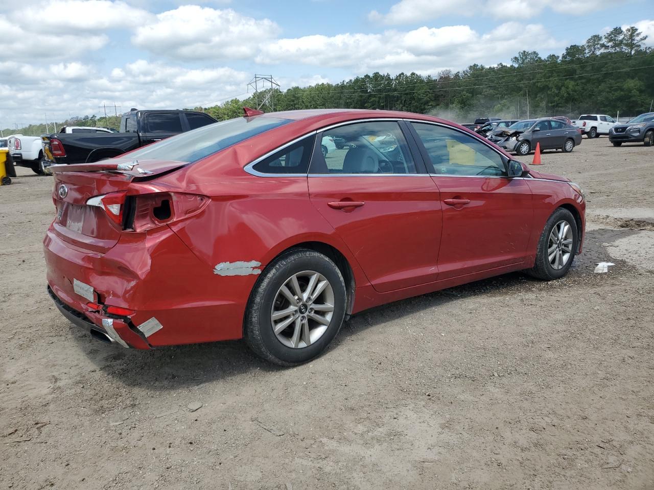 5NPE24AF0HH483093 2017 Hyundai Sonata Se