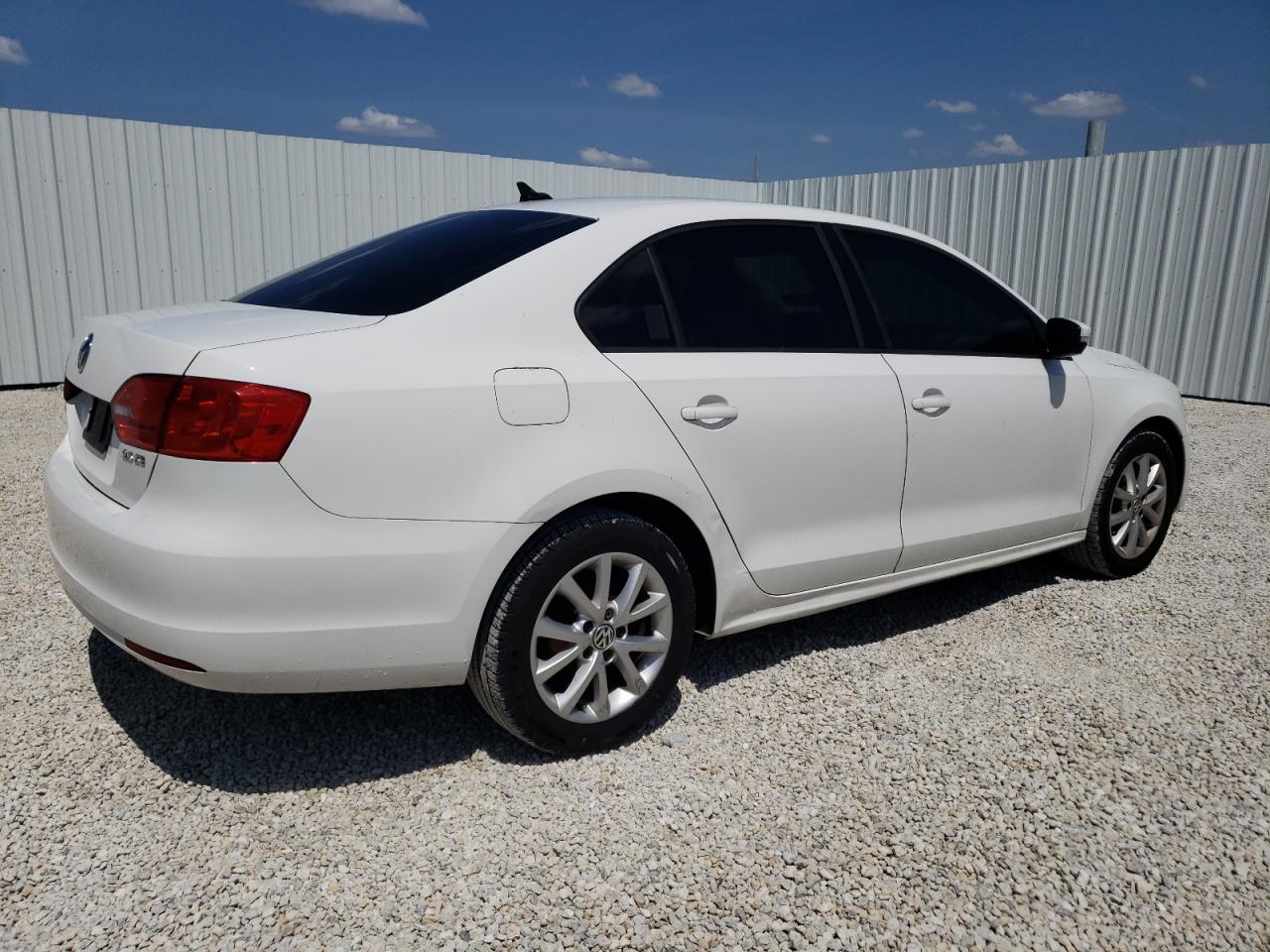 3VWDZ7AJ2BM316794 2011 Volkswagen Jetta Se