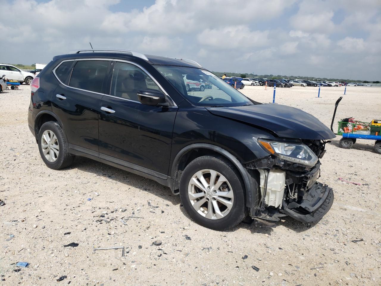 2015 Nissan Rogue S vin: KNMAT2MT9FP518166