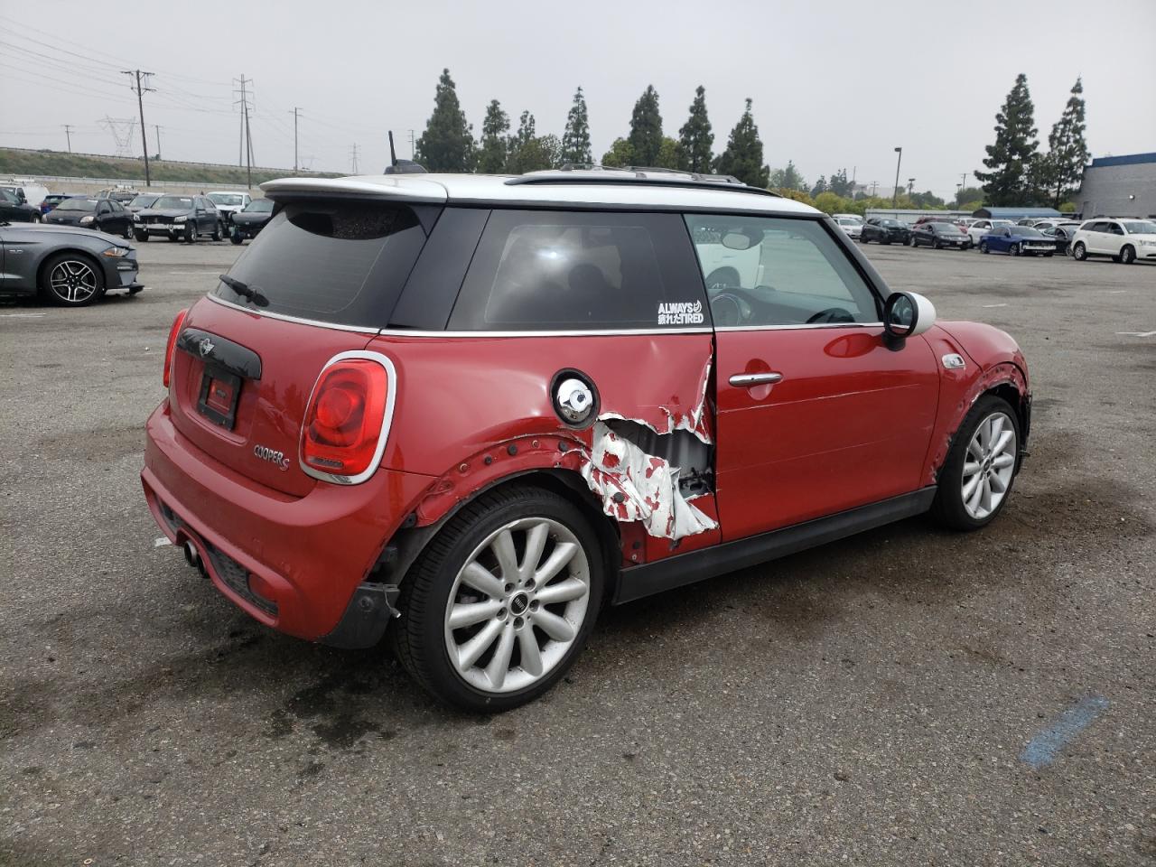 2017 Mini Cooper S vin: WMWXP7C5XH3B93844