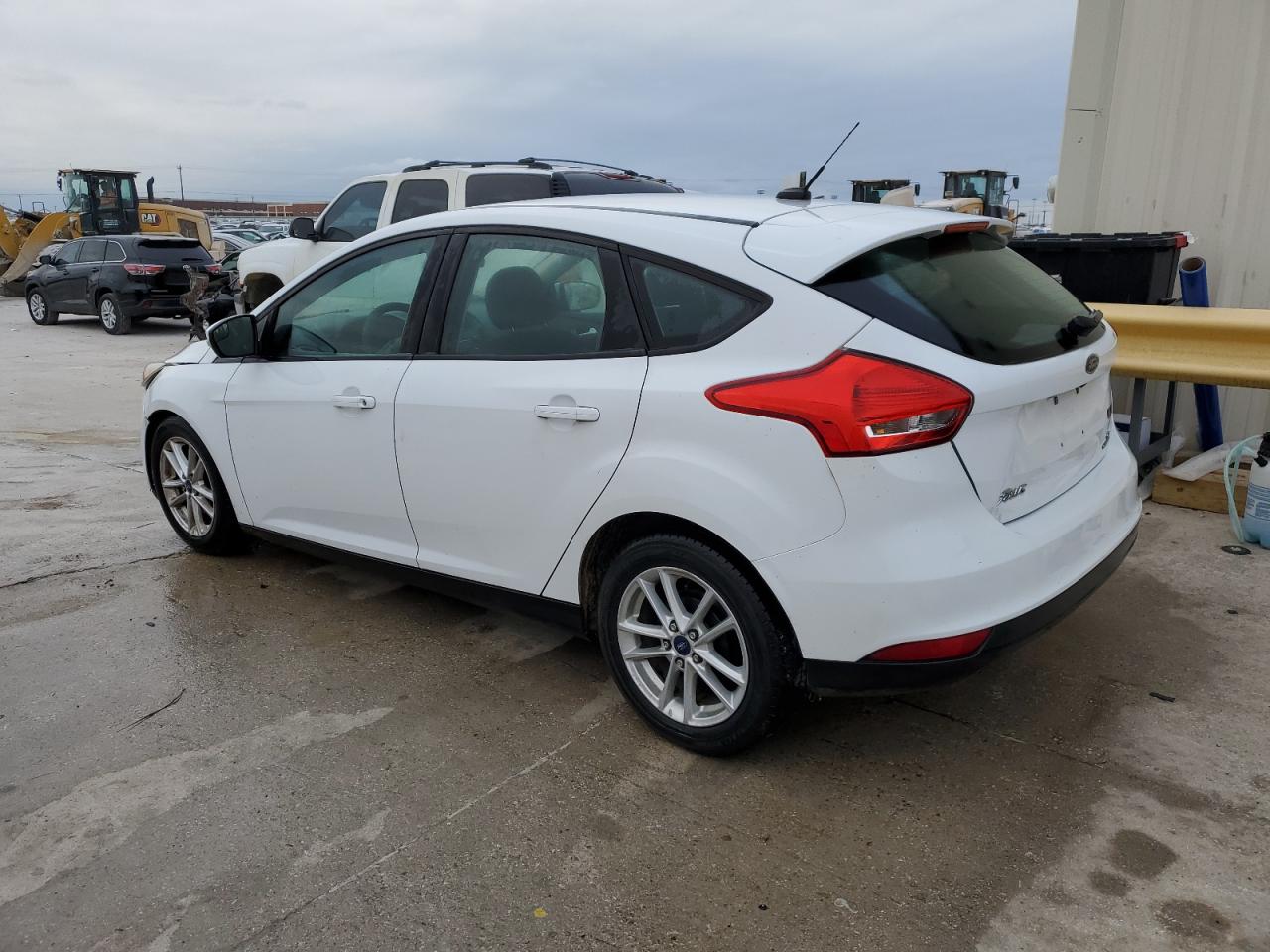 2016 Ford Focus Se vin: 1FADP3K28GL325510