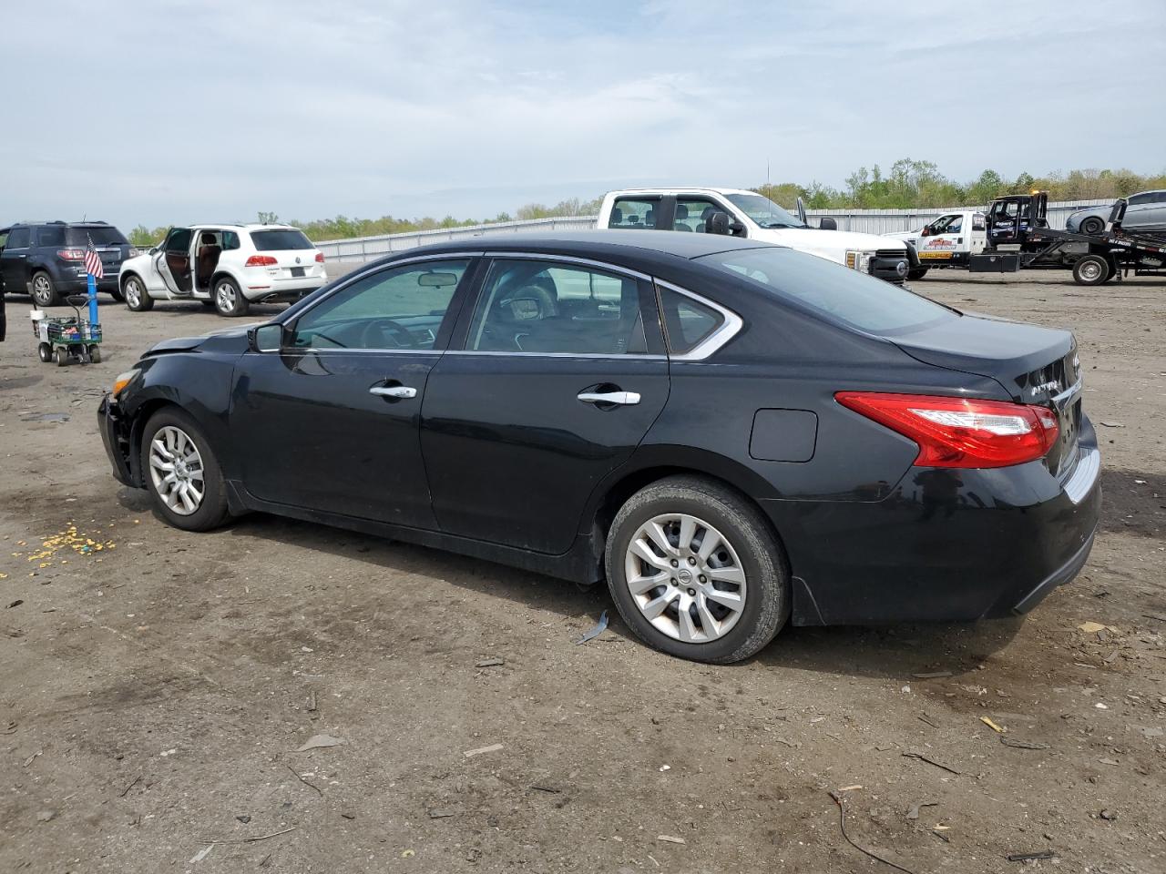 1N4AL3AP8GC251226 2016 Nissan Altima 2.5