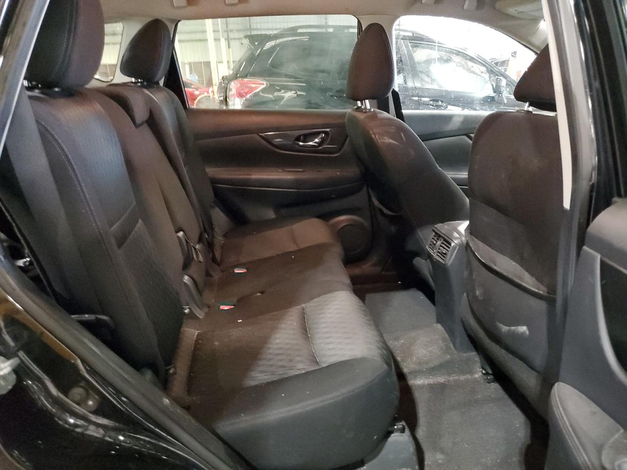 KNMAT2MT5HP501450 NISSAN ROGUE 2017