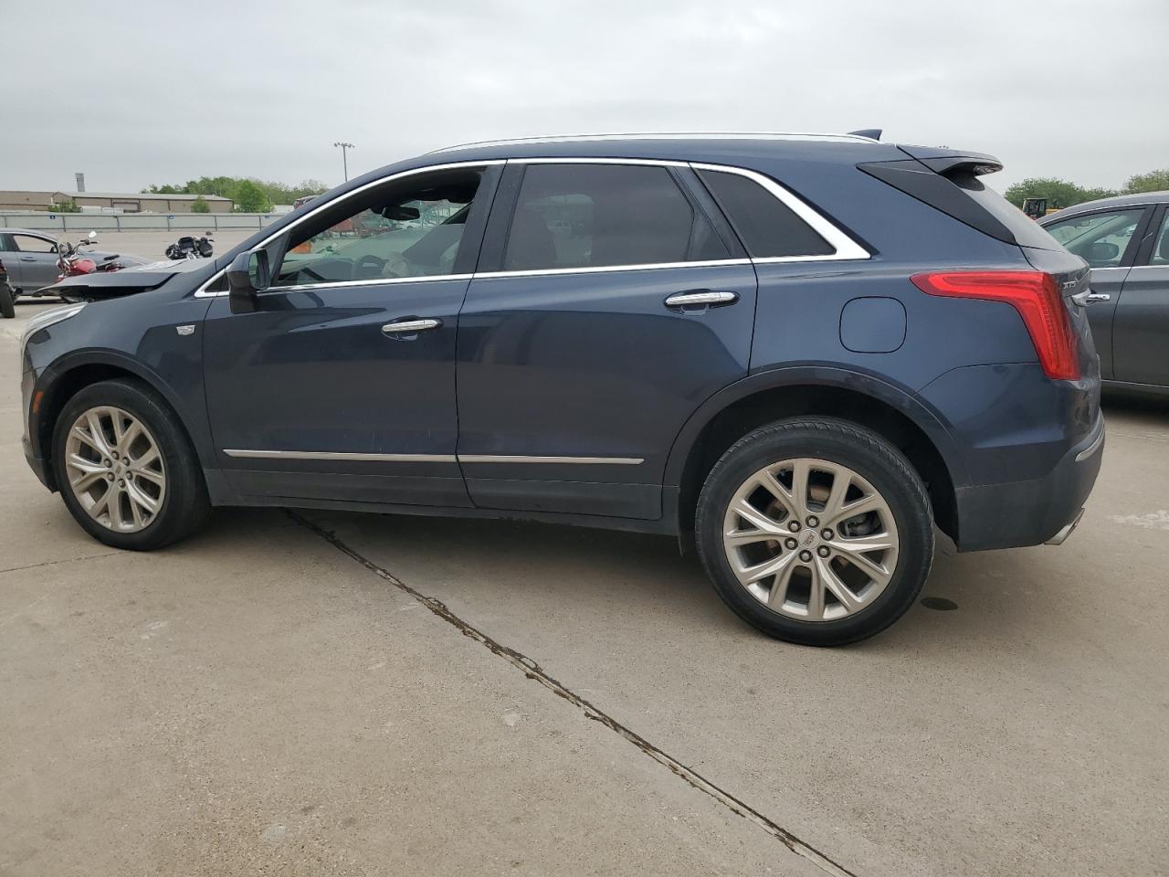 1GYKNCRS3KZ135840 2019 Cadillac Xt5 Luxury