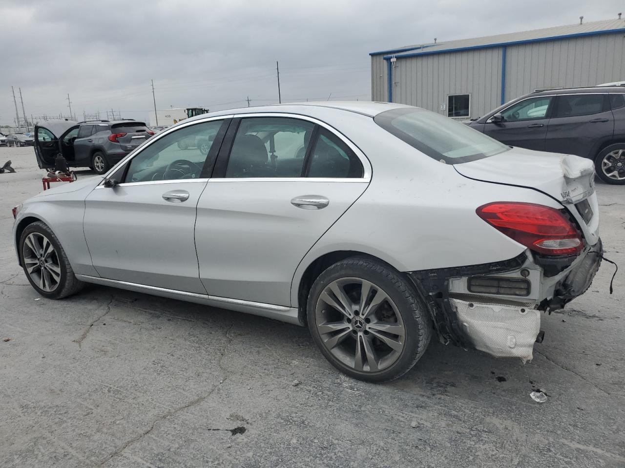 55SWF4KB2JU242210 2018 Mercedes-Benz C 300 4Matic