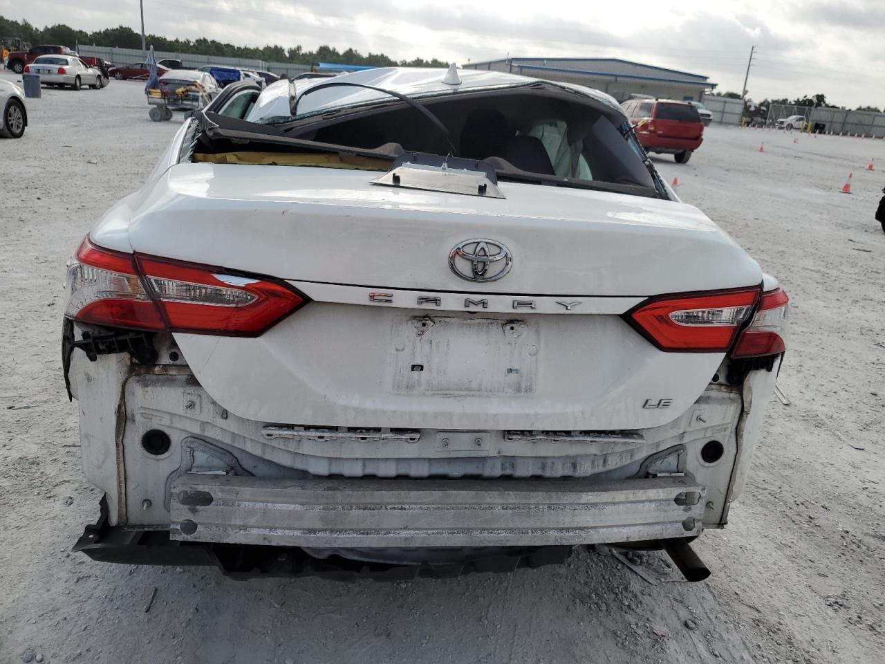 4T1B11HK6KU270214 TOYOTA CAMRY 2019