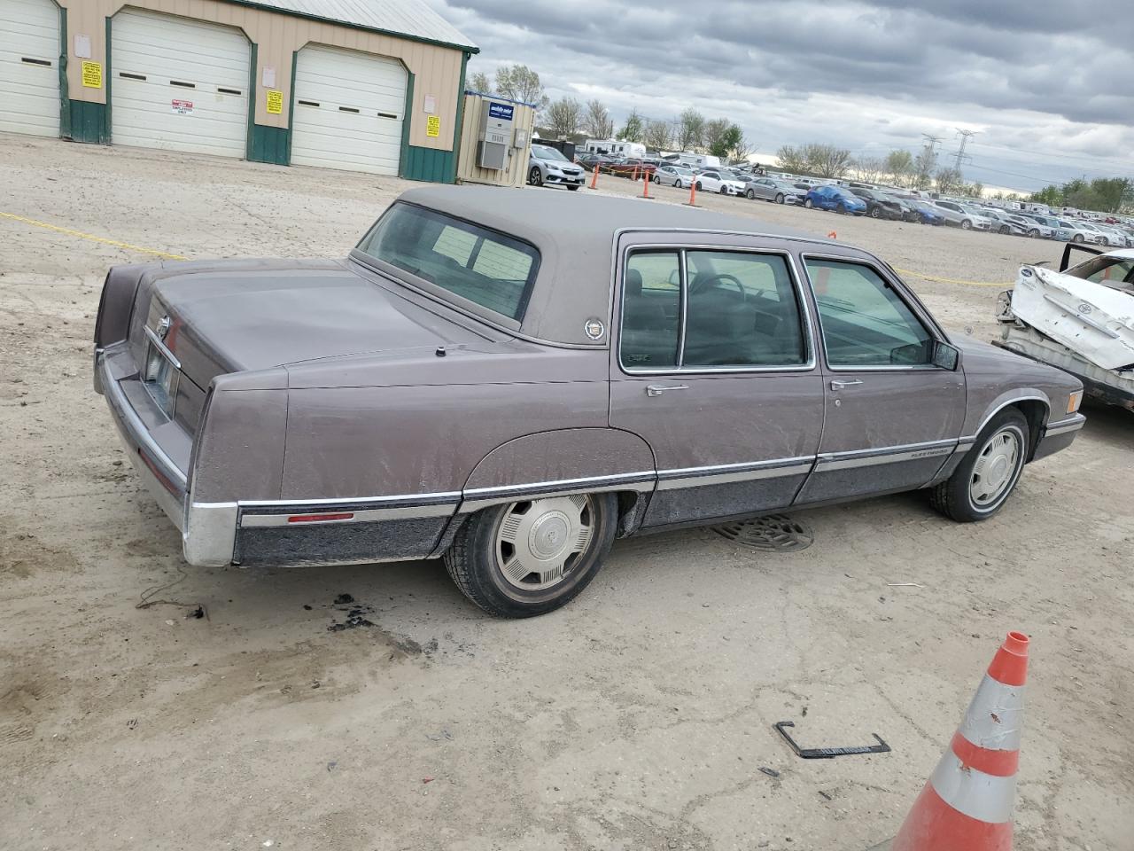 1G6CB53B5N4301707 1992 Cadillac Fleetwood