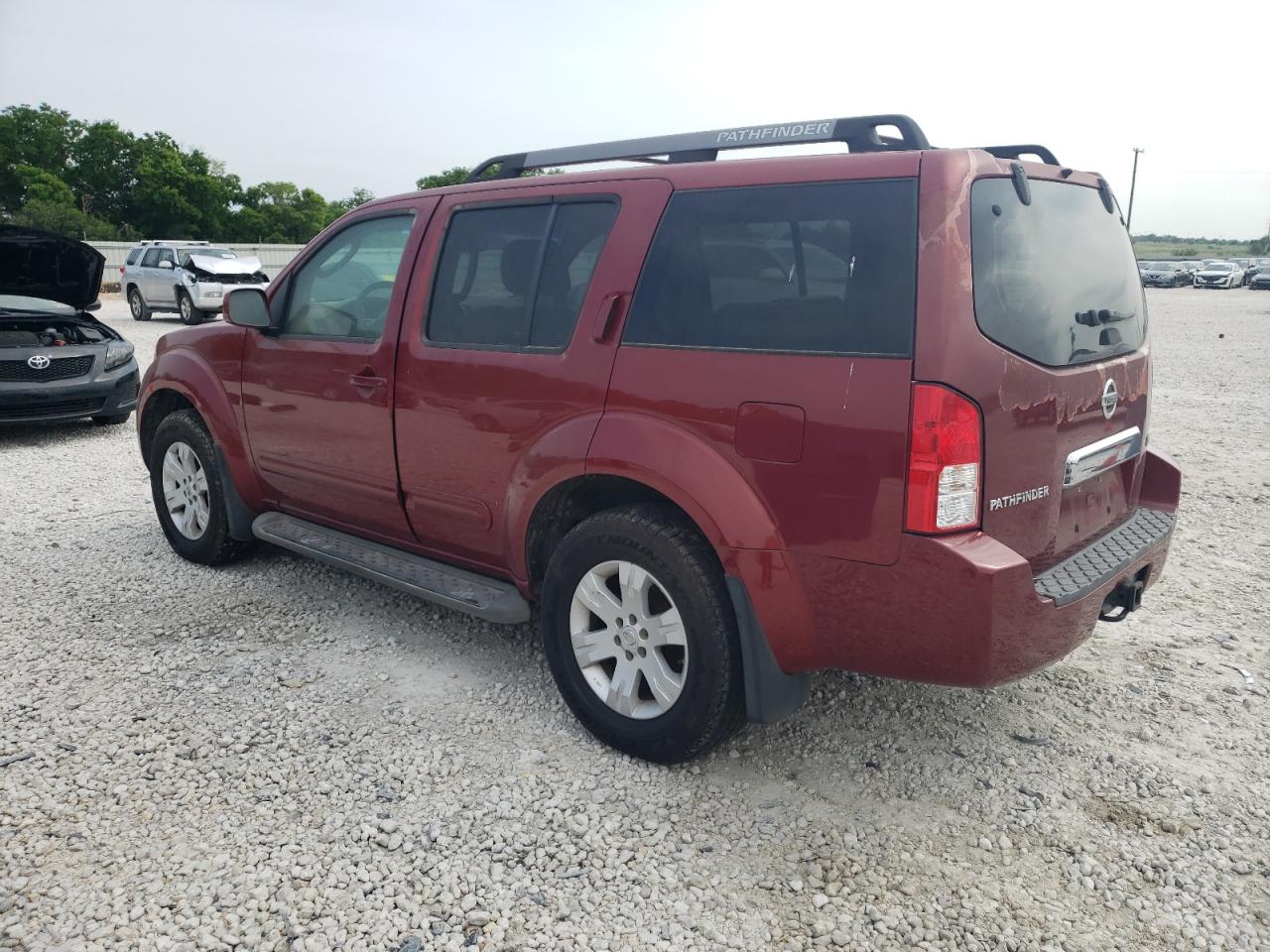 5N1AR18W25C715324 2005 Nissan Pathfinder Le