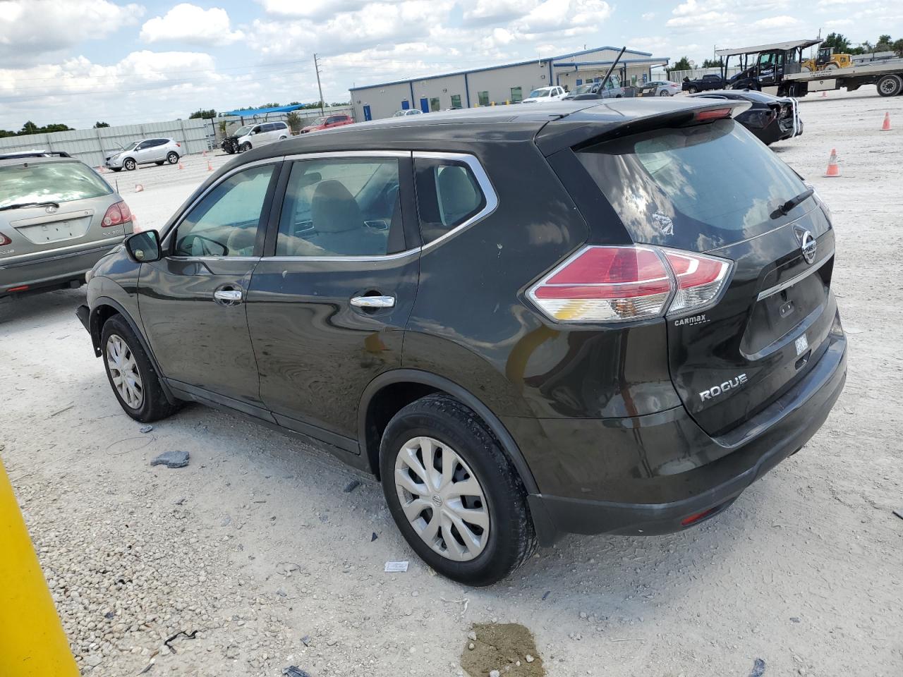 5N1AT2MT6FC870527 2015 Nissan Rogue S