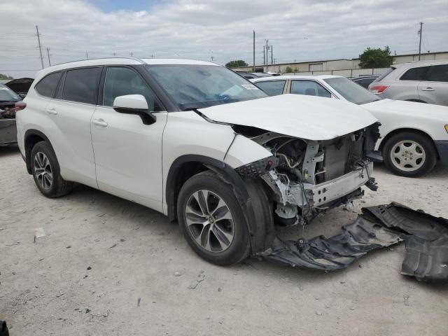 VIN 5TDGZRBH9MS528926 2021 Toyota Highlander, Xle no.4