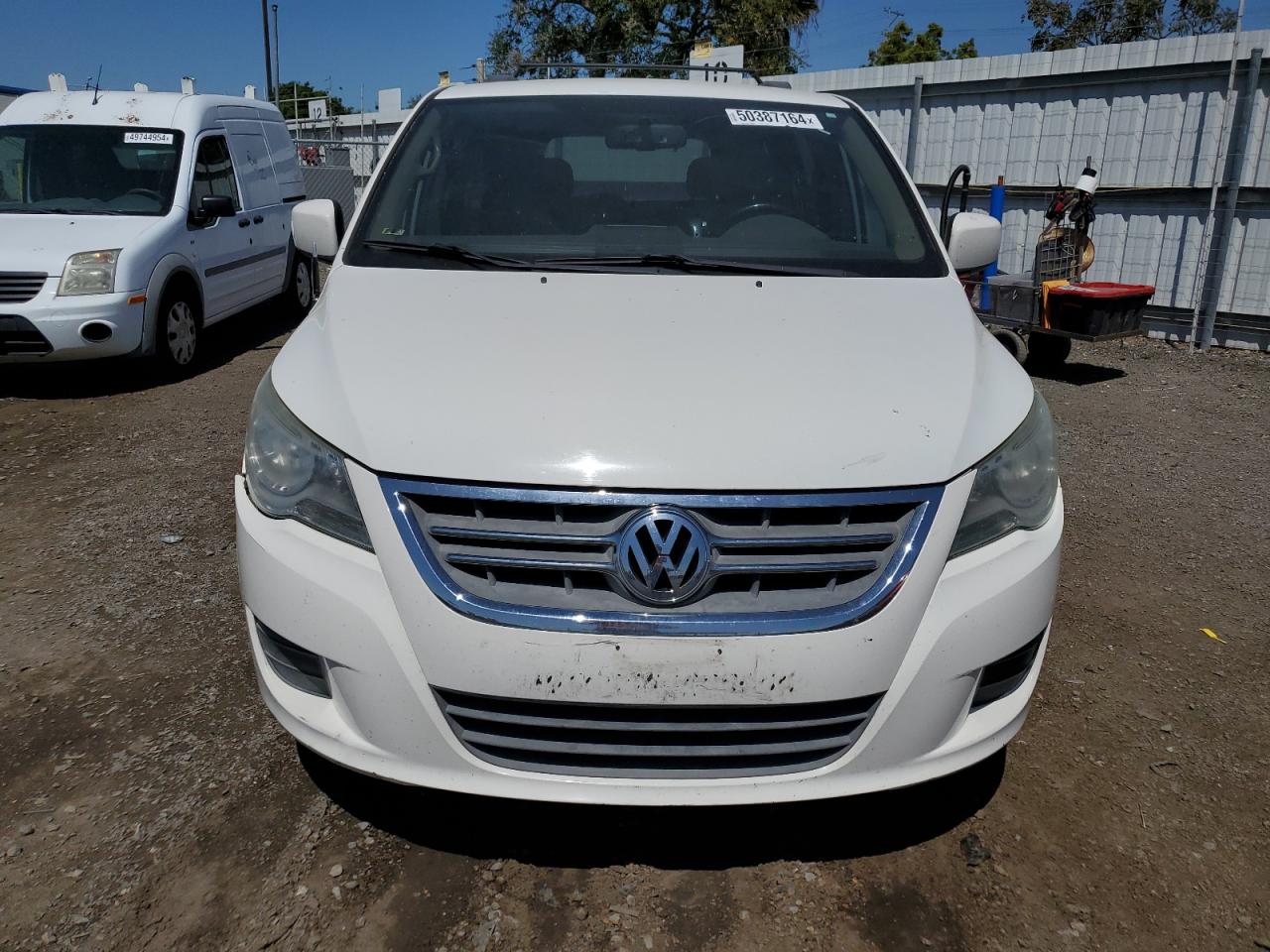 2V4RW3DG4BR739899 2011 Volkswagen Routan Se