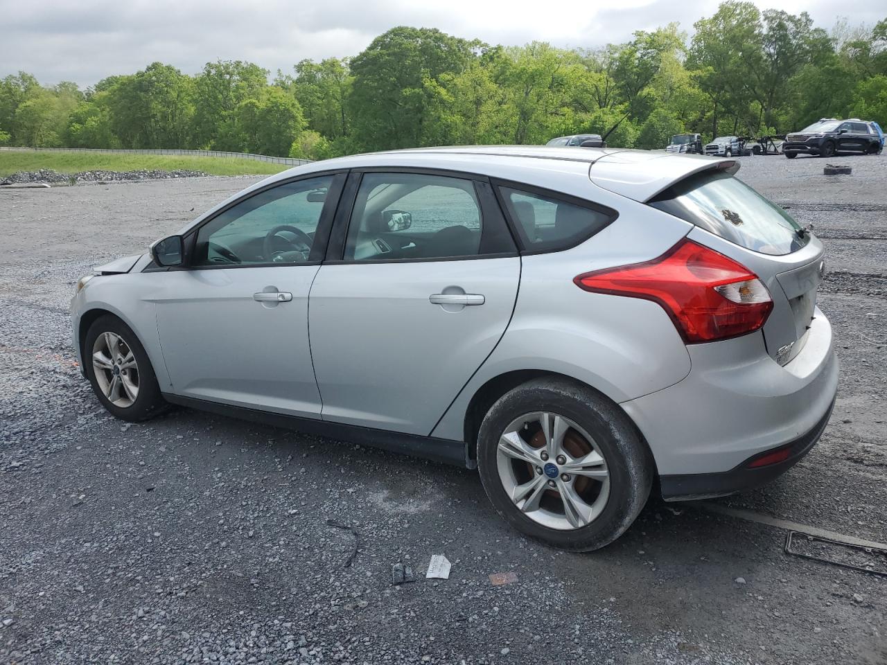 1FADP3K24DL132587 2013 Ford Focus Se