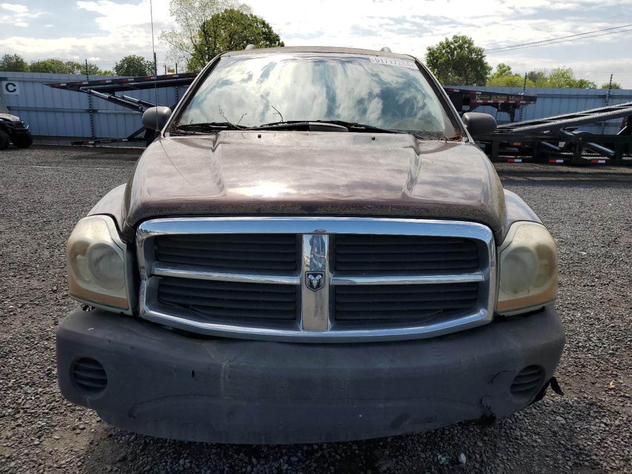 1D4HD38K85F588736 2005 Dodge Durango St