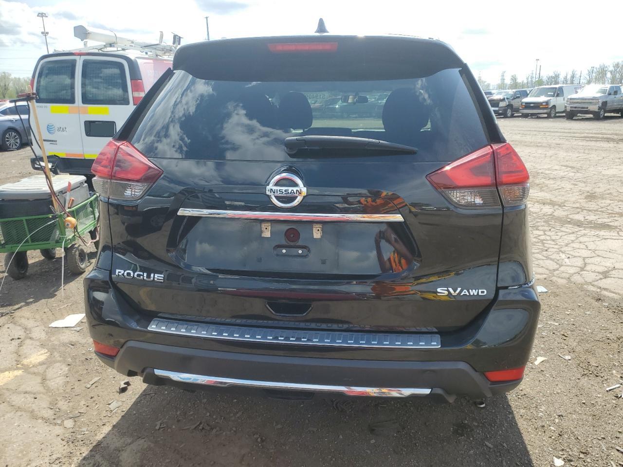 5N1AT2MV5HC891776 2017 Nissan Rogue Sv