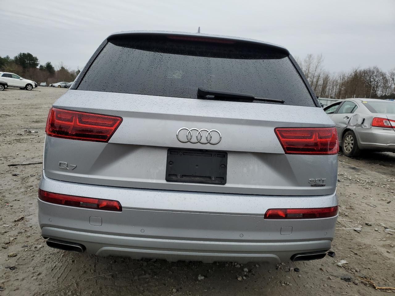 WA1LAAF77HD025402 2017 Audi Q7 Premium Plus