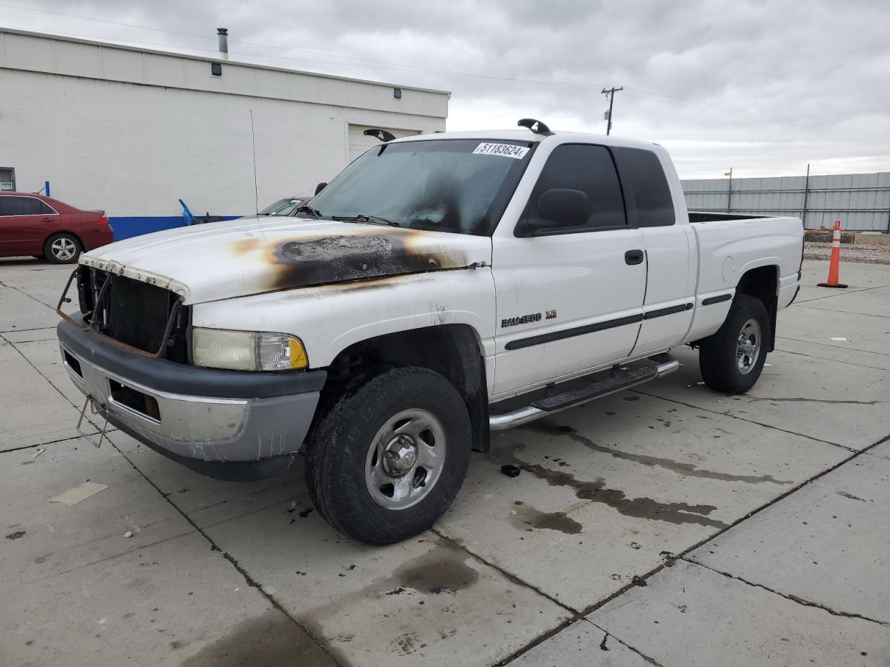 3B7HF13Y2YM210410 2000 Dodge Ram 1500