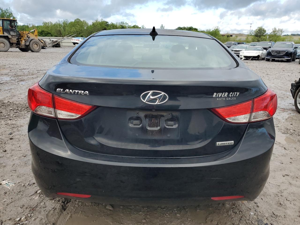 5NPDH4AE5DH298873 2013 Hyundai Elantra Gls