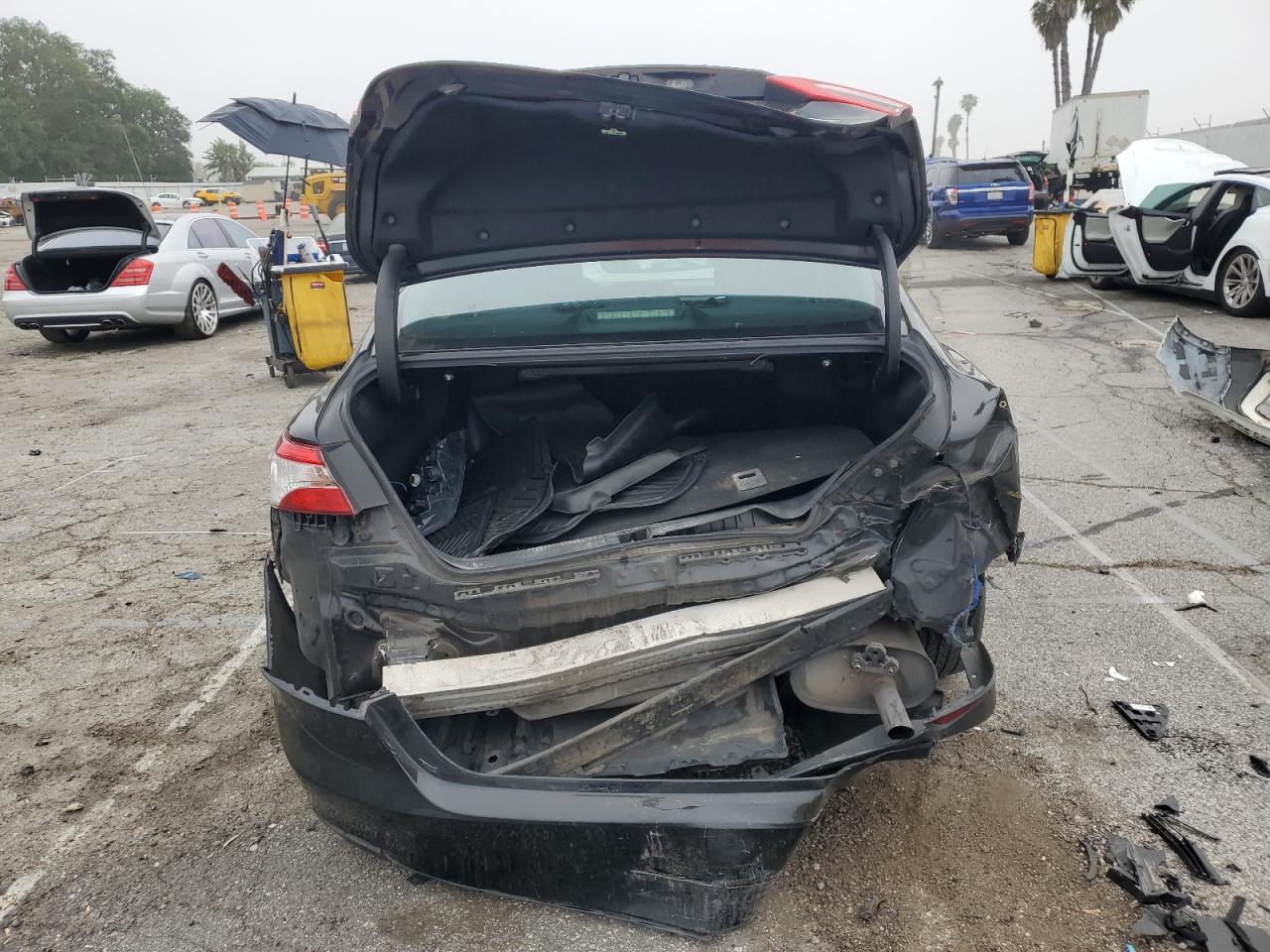 4T1B11HK2JU072972 2018 Toyota Camry L