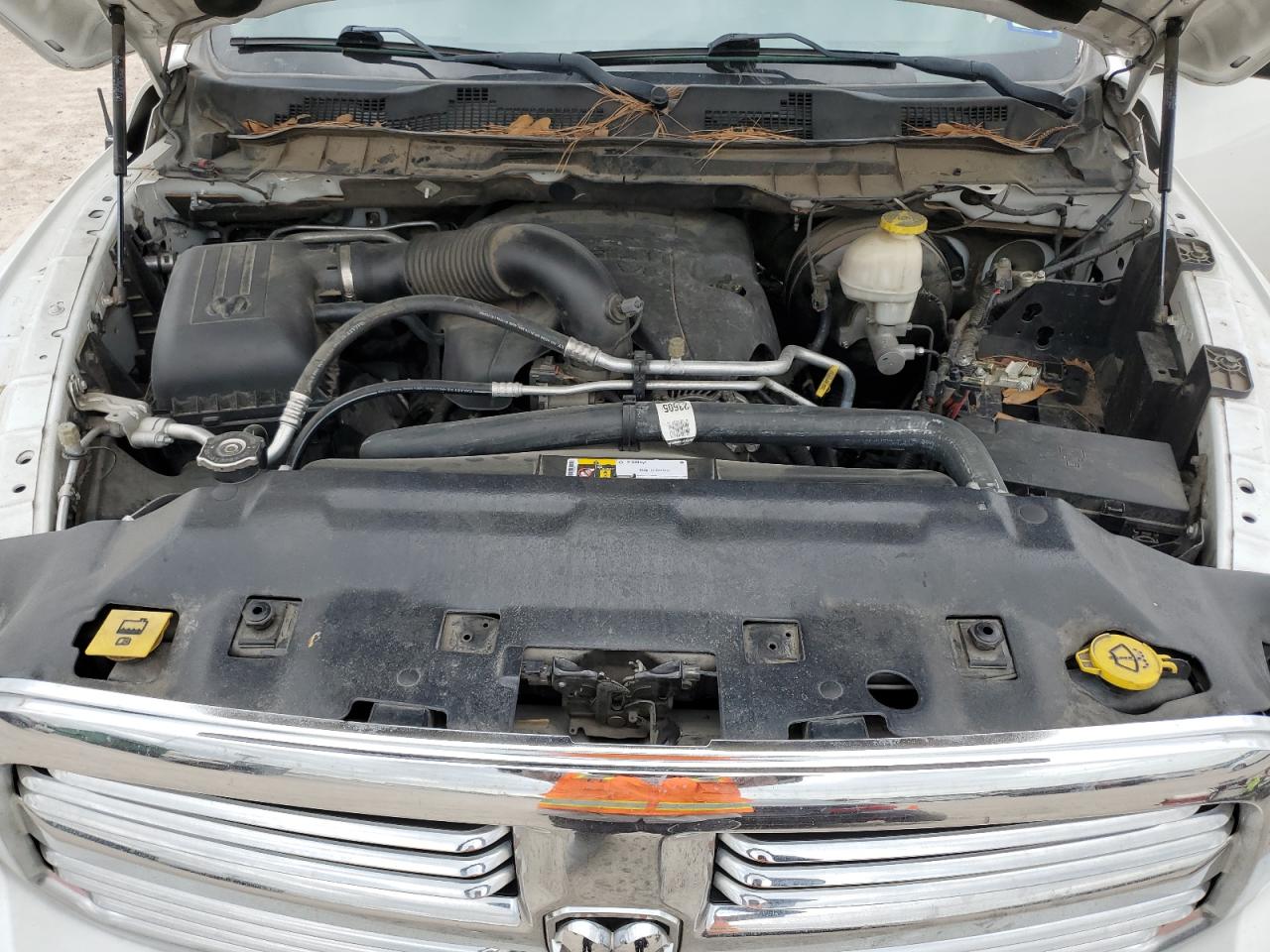 1C6RR6LT3HS550564 2017 Ram 1500 Slt