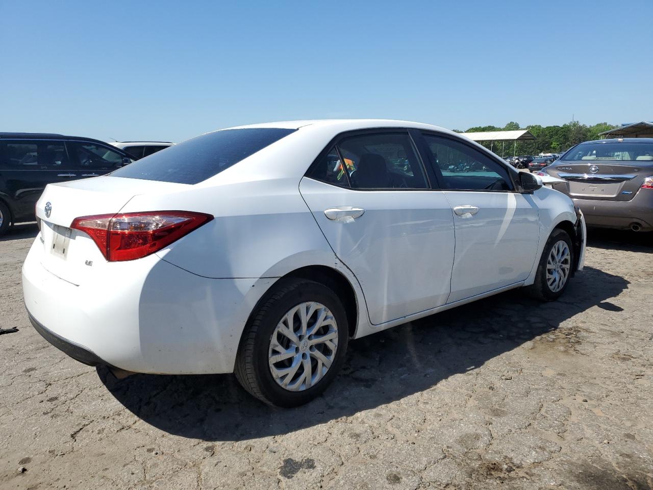 5YFBURHEXHP669007 2017 Toyota Corolla L