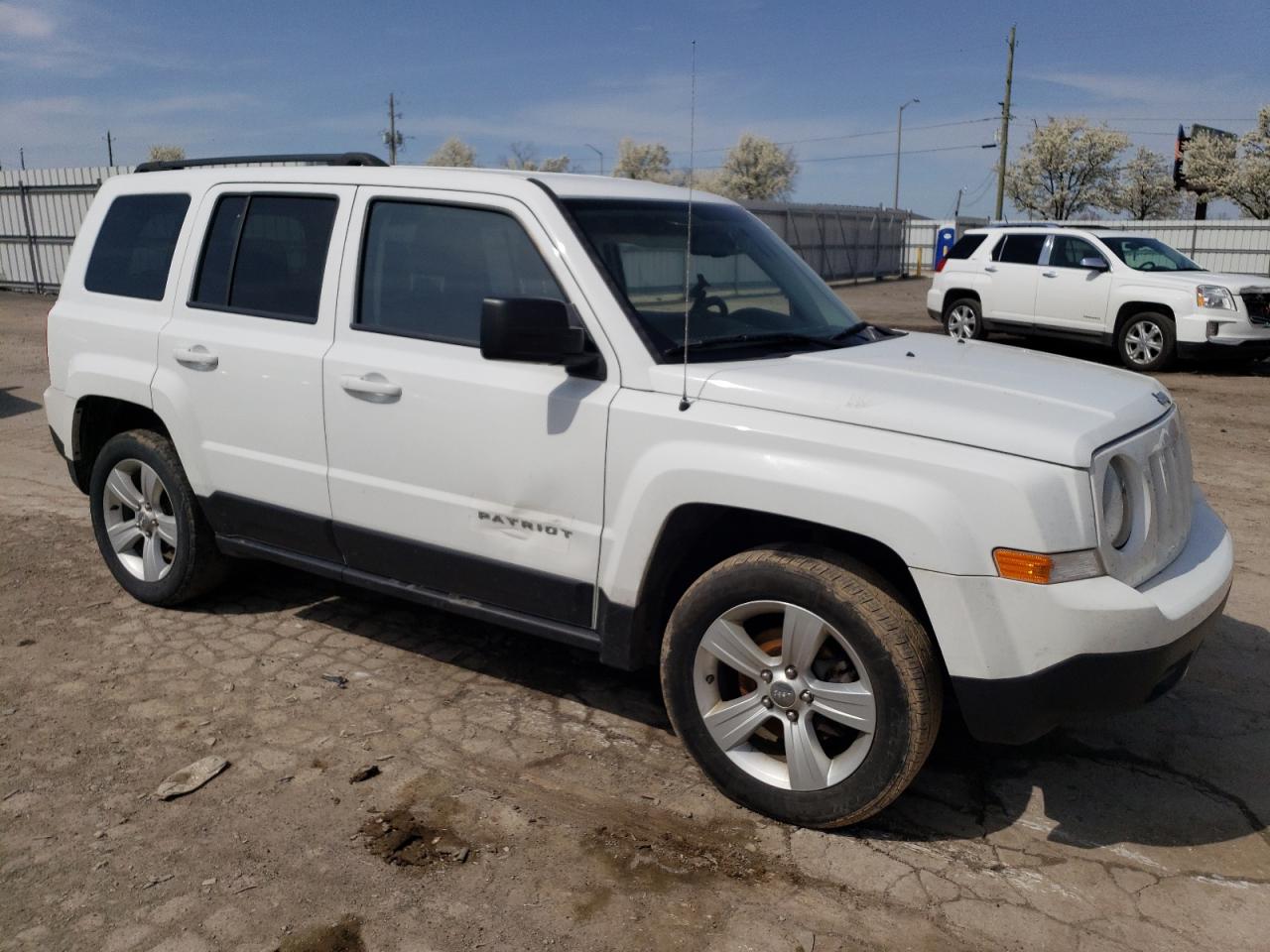 1C4NJPFA7HD115856 2017 Jeep Patriot Latitude