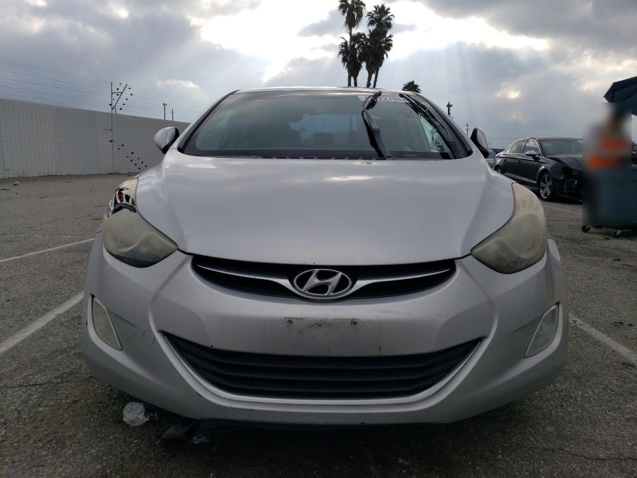 KMHDH4AE2DU534803 2013 Hyundai Elantra Gls