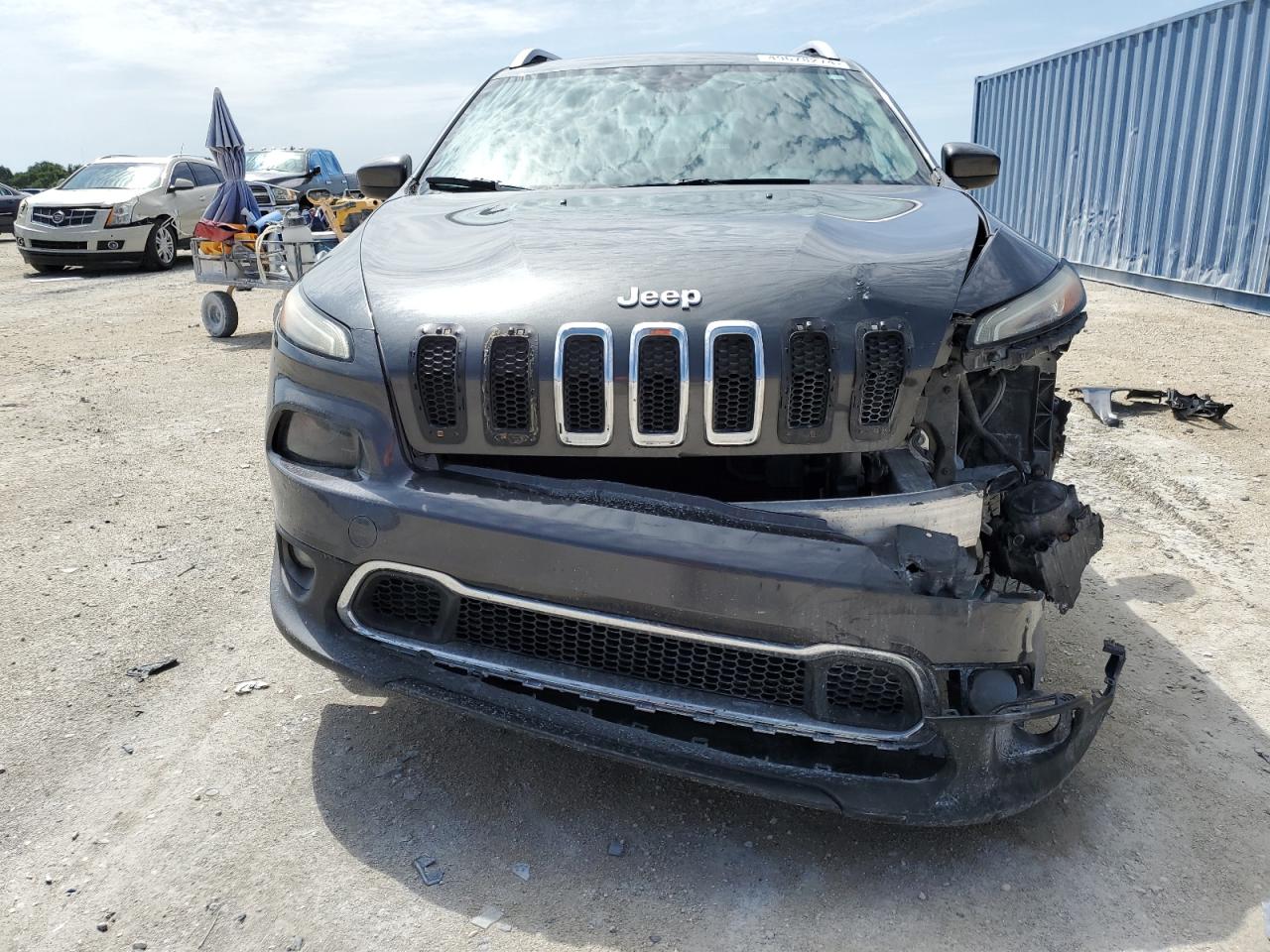 1C4PJLCB3FW627372 2015 Jeep Cherokee Latitude