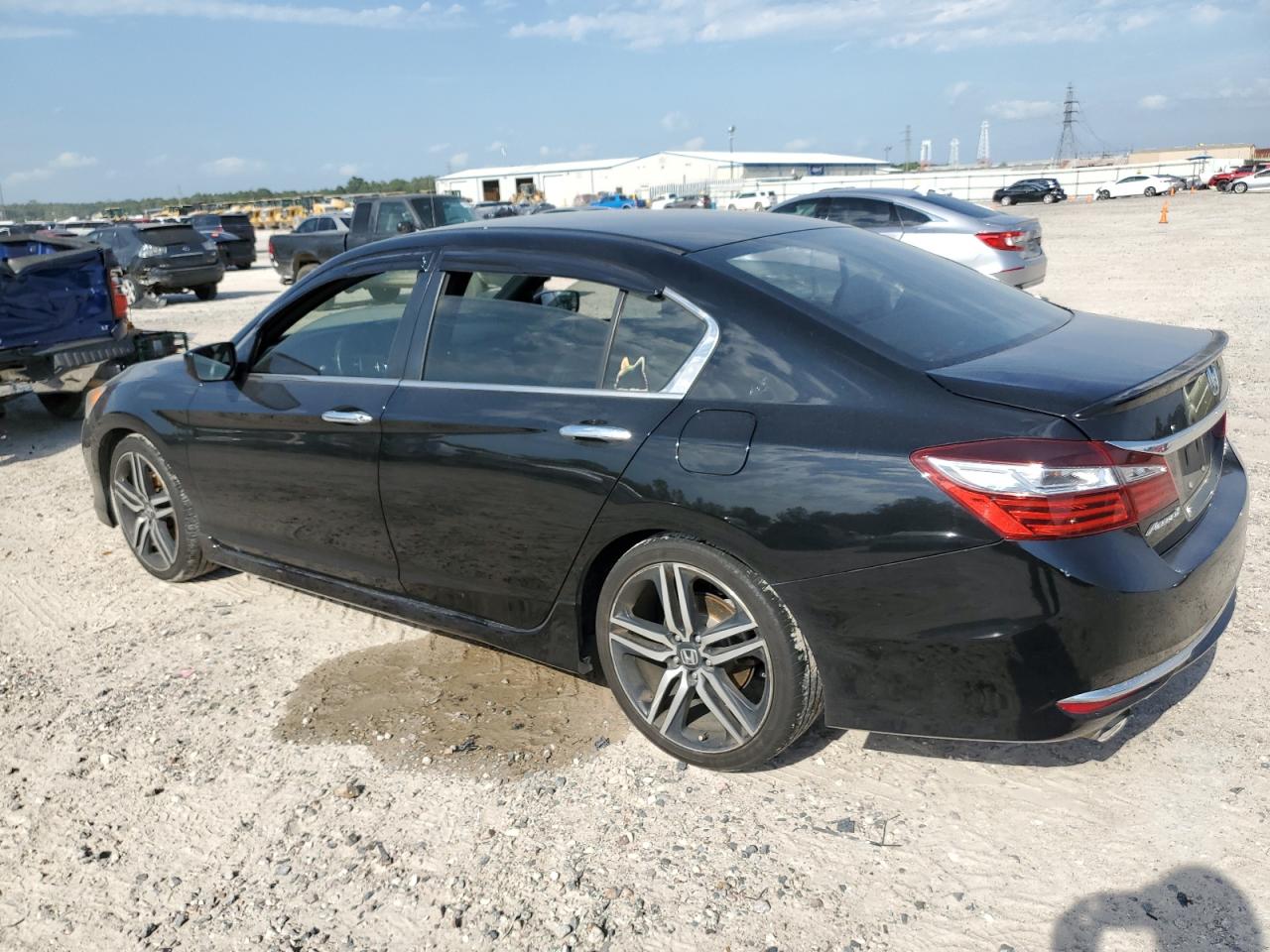 1HGCR2F17HA114485 2017 Honda Accord Sport Special Edition