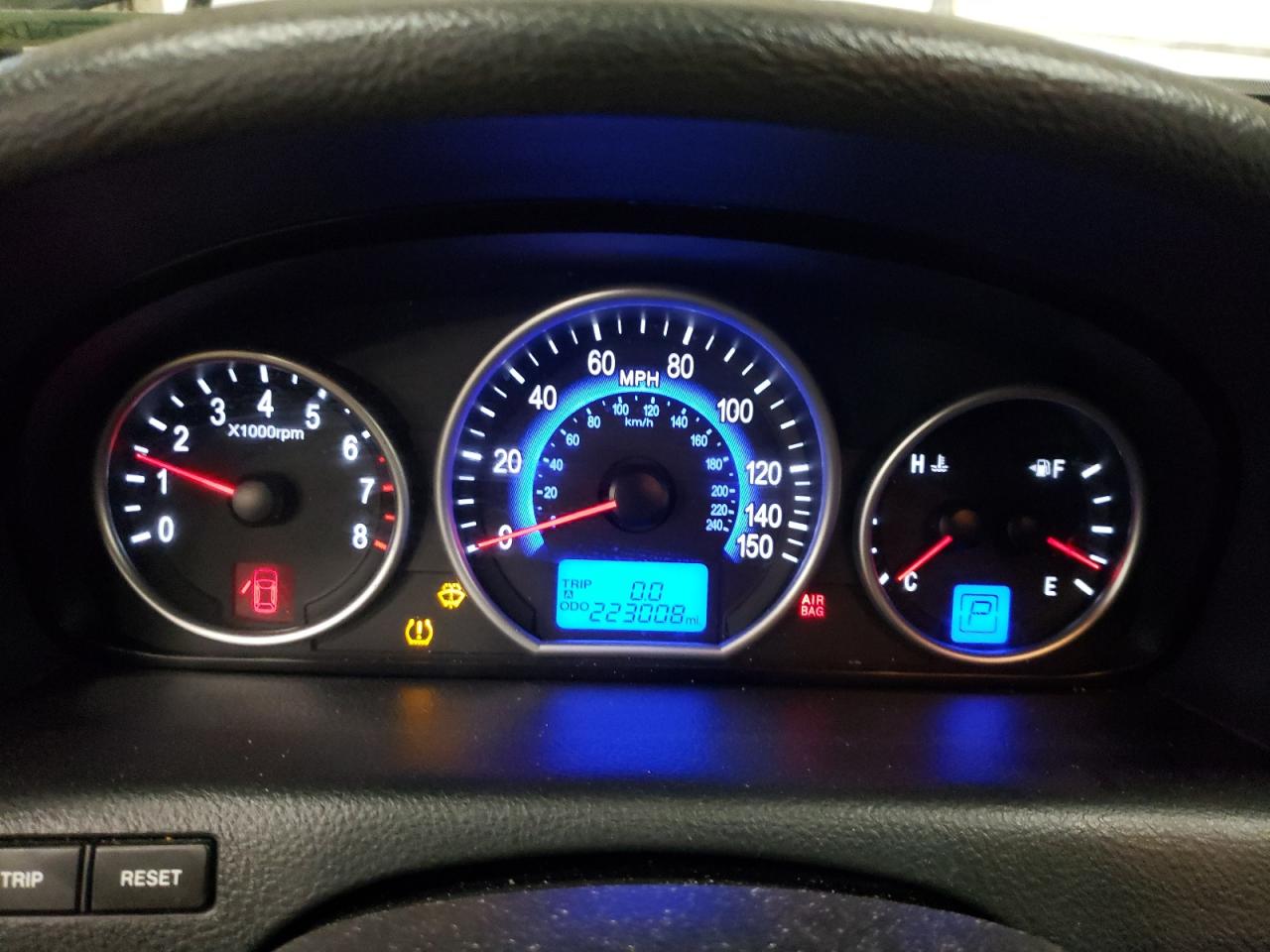 KM8NUDCC4CU182768 2012 Hyundai Veracruz Gls