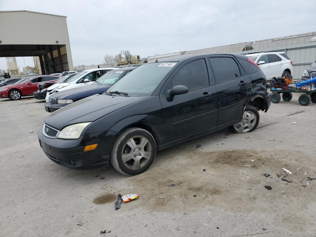 3FAFP37N15R141147 2005 Ford Focus Zx5