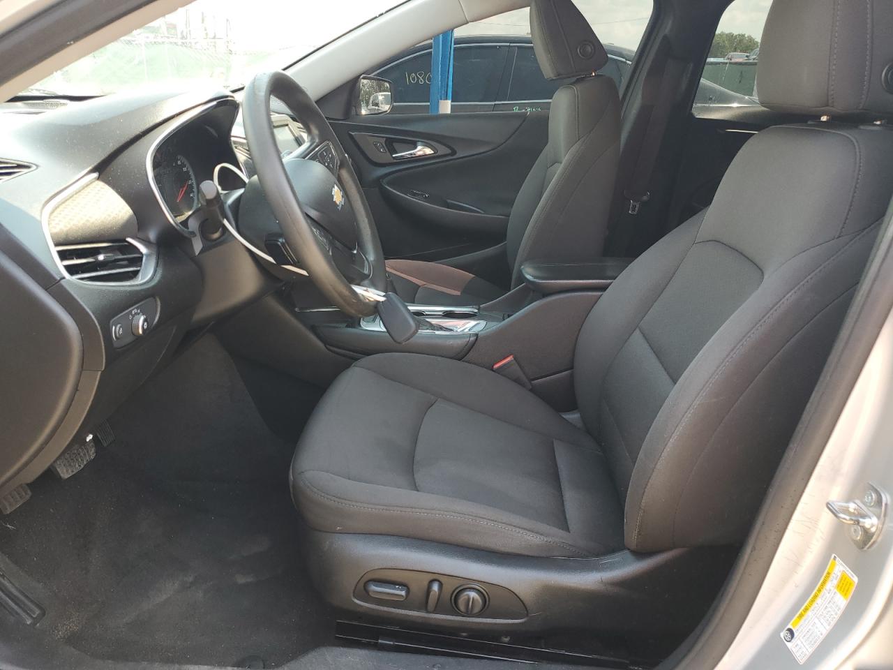 1G1ZD5ST9JF275597 CHEVROLET MALIBU 2018