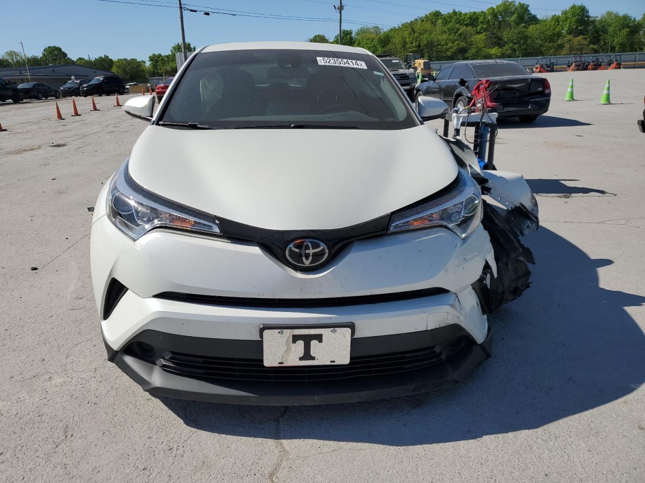 JTNKHMBX8K1053864 TOYOTA C-HR 2019