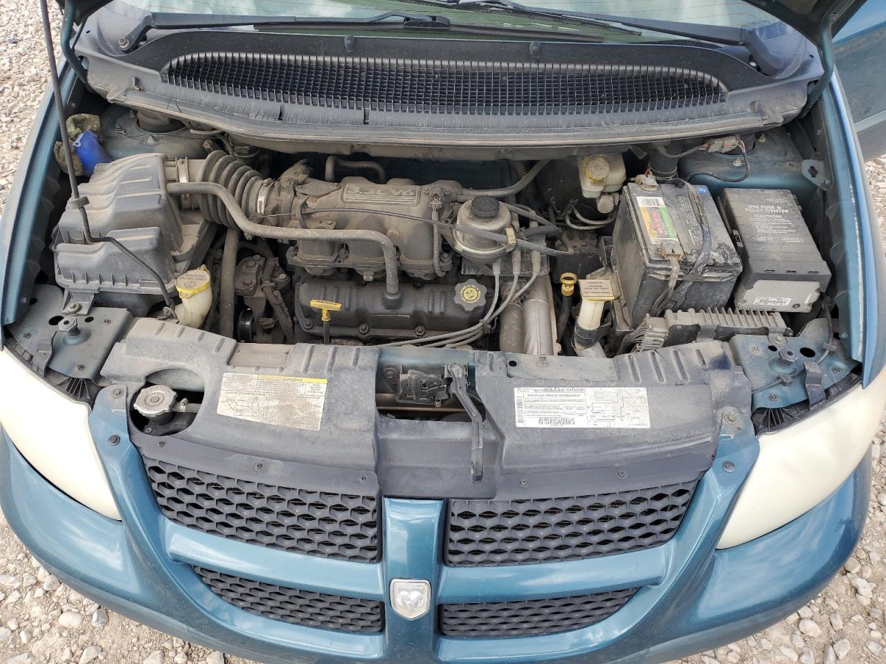 1B4GP25342B667487 2002 Dodge Caravan Se