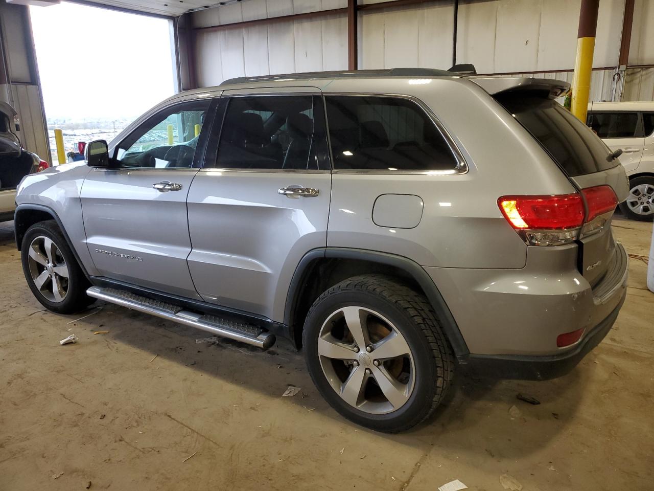 2015 Jeep Grand Cherokee Limited vin: 1C4RJFBG3FC924750