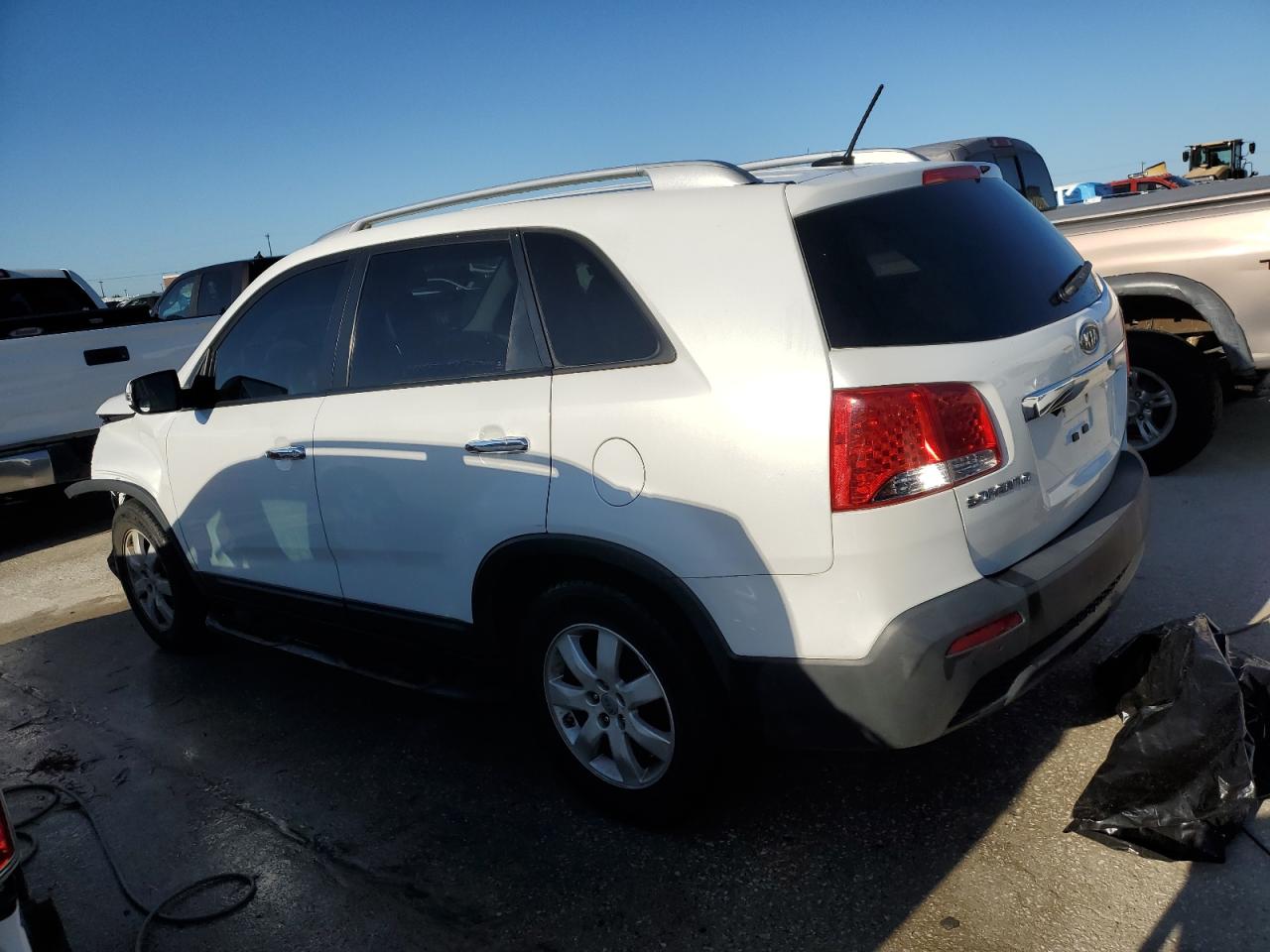 5XYKT4A67CG266558 2012 Kia Sorento Base