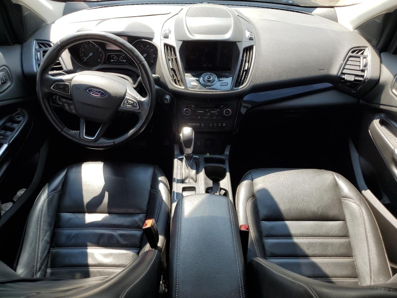 1FMCU9J97KUC28944 FORD ESCAPE 2019