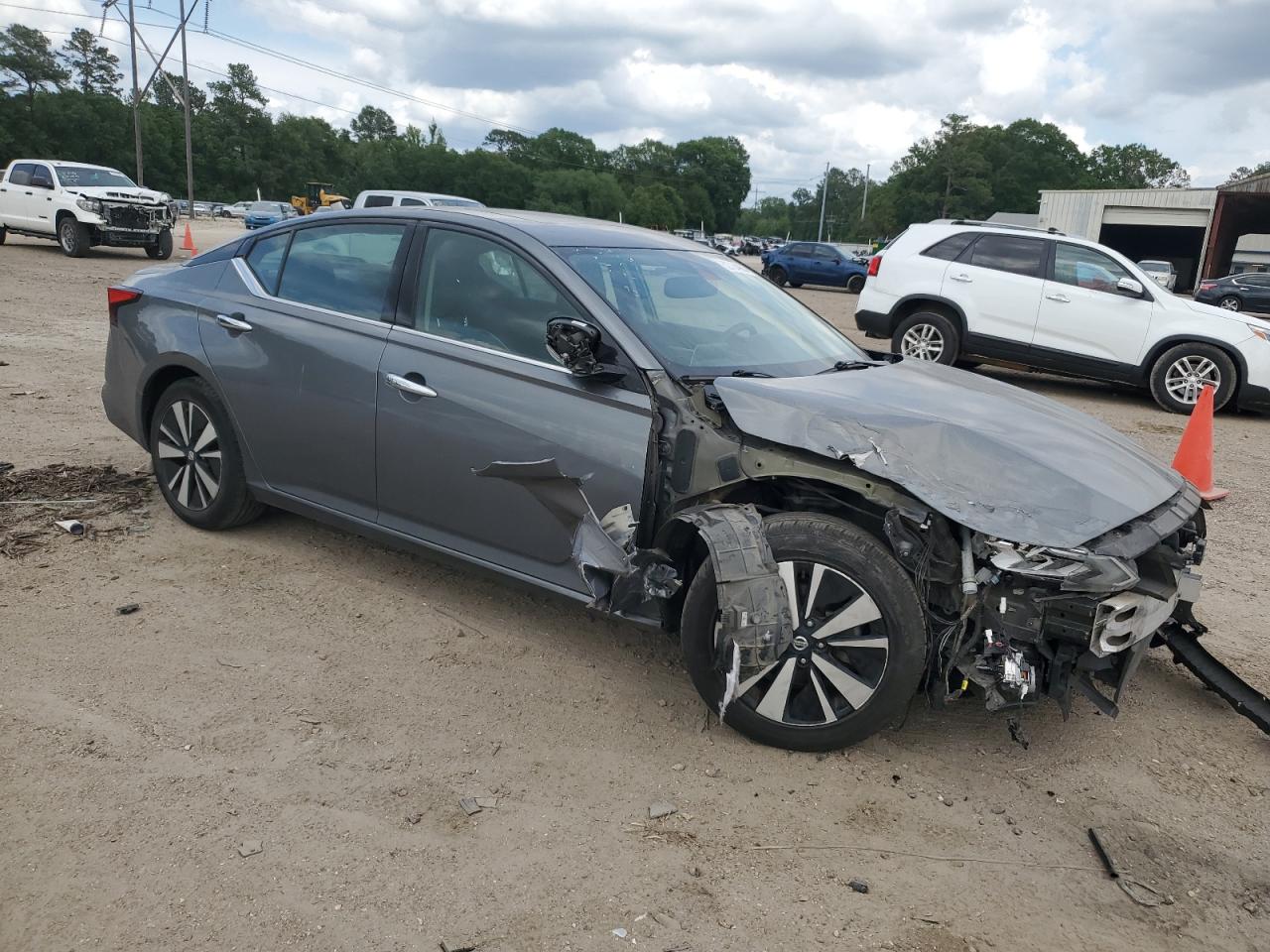 1N4BL4EV3LC127846 2020 Nissan Altima Sl