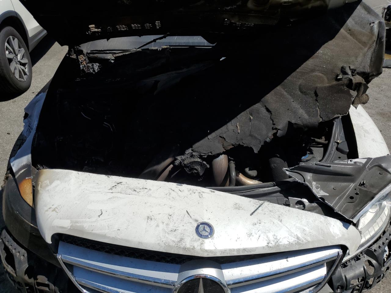 WDDEJ9EB0BA026053 2011 Mercedes-Benz Cl 550 4Matic