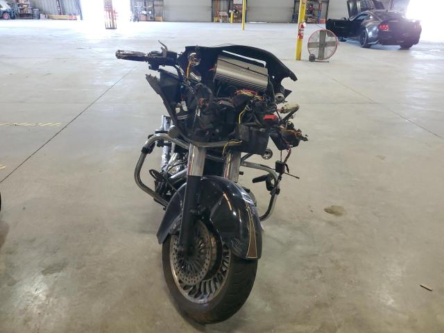 2011 HARLEY-DAVIDSON FLTRU 1HD1KGM34BB607780