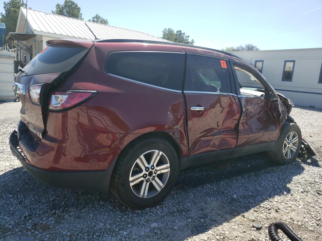 1GNKRHKD3FJ108216 2015 Chevrolet Traverse Lt