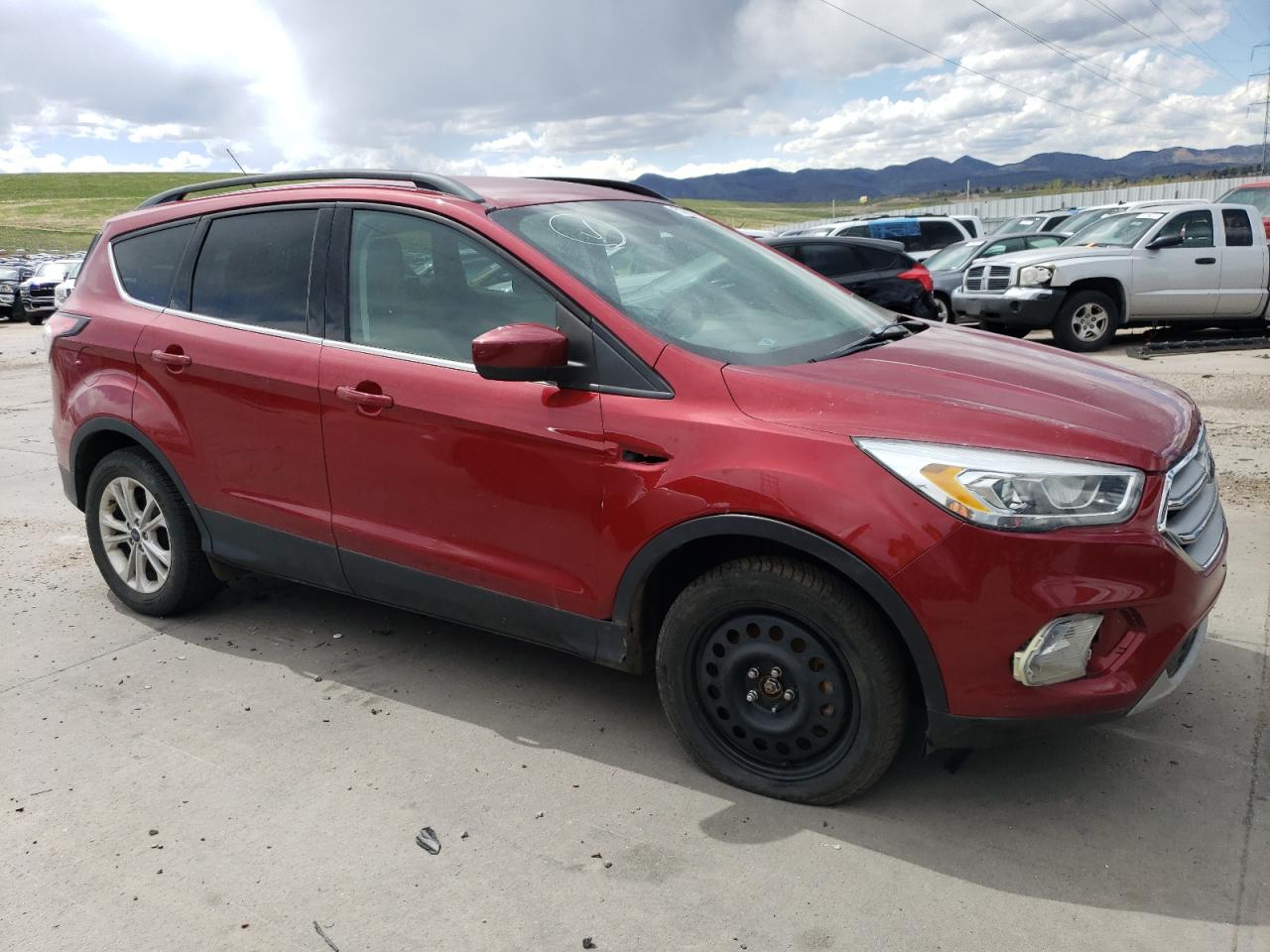 1FMCU9G98HUB60623 FORD ESCAPE 2017