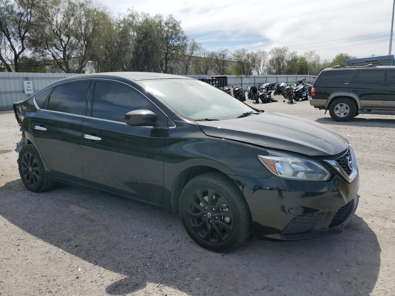 3N1AB7AP0JY300165 2018 Nissan Sentra S