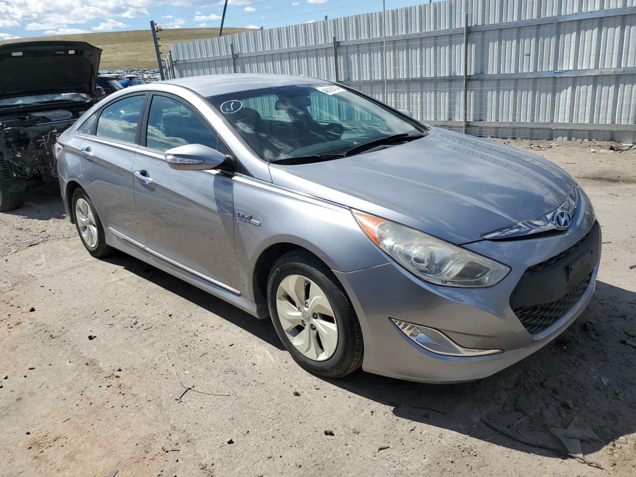 2015 Hyundai Sonata Hybrid vin: KMHEC4A49FA134414