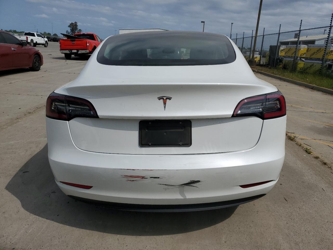 5YJ3E1EA3PF453806 2023 Tesla Model 3