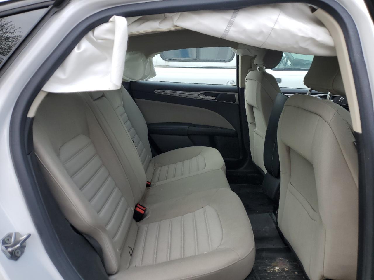 3FA6P0G78HR142560 FORD FUSION 2017