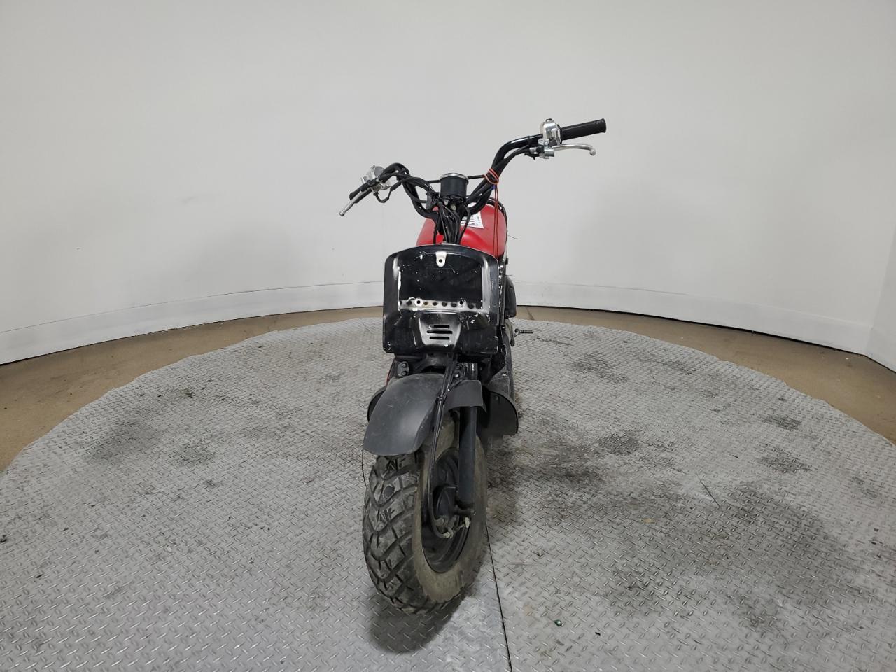 JH2AF5812JK600870 2018 Honda Nps50