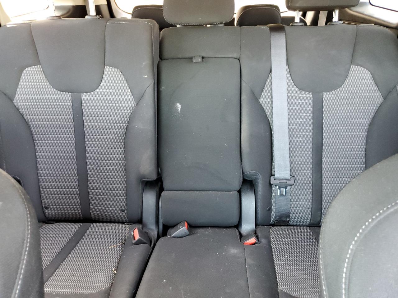 5XYRGDLCXMG070010 2021 Kia Sorento Lx