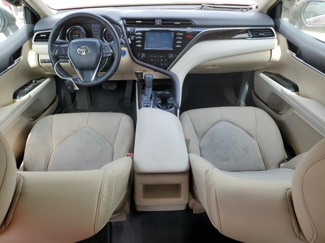 2018 Toyota Camry Le vin: 4T1B31HKXJU504380