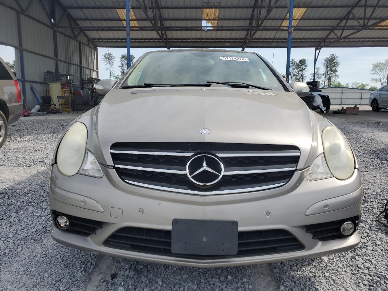 4JGCB65E19A090440 2009 Mercedes-Benz R 350 4Matic